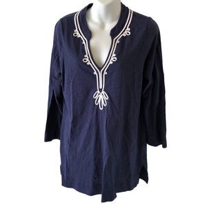 Lilly Pulitzer Tunic Top Size Medium Navy Kaia Knit Resort Coastal White V Neck